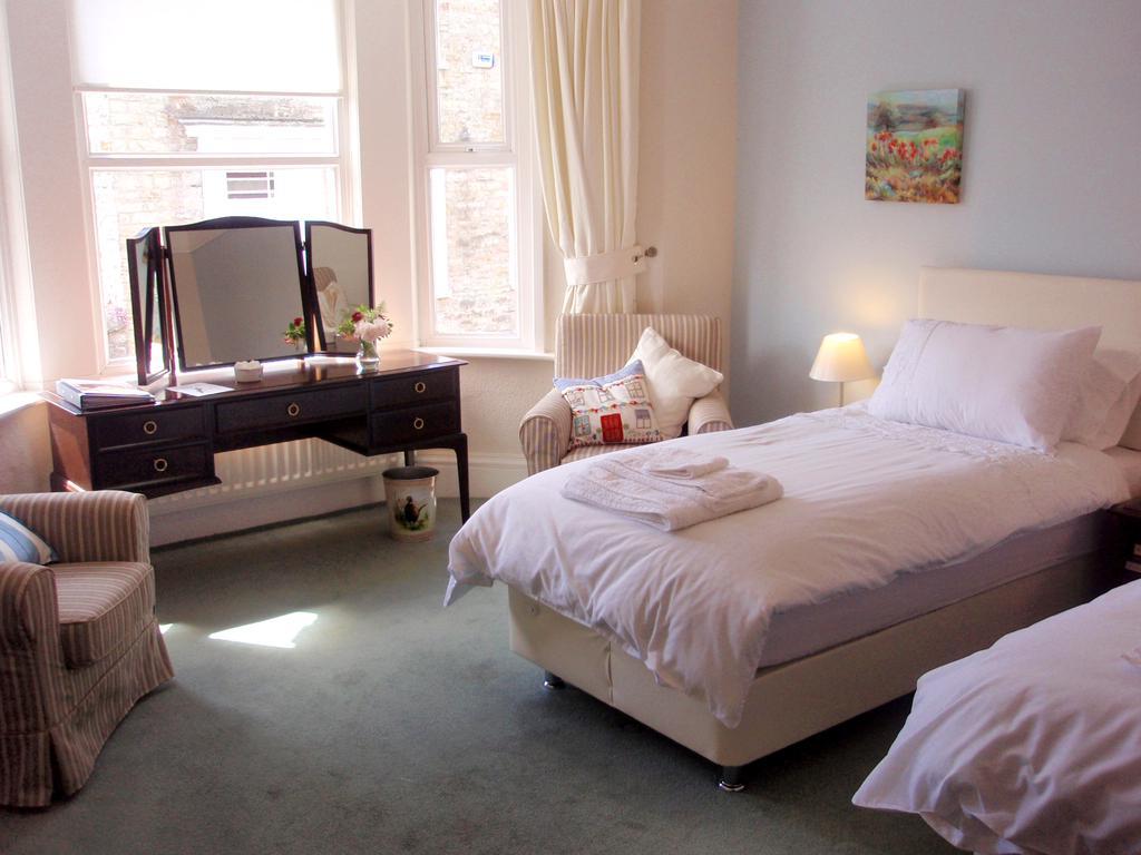 Weston House Bed & Breakfast Bampton  ห้อง รูปภาพ