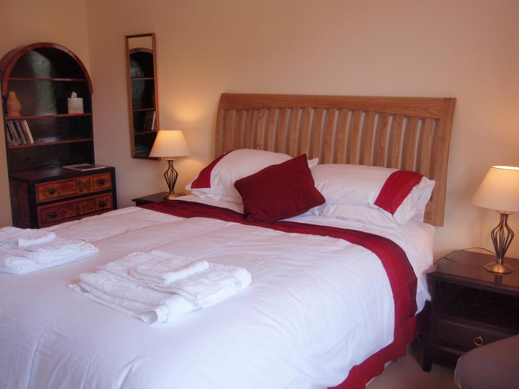Weston House Bed & Breakfast Bampton  ห้อง รูปภาพ