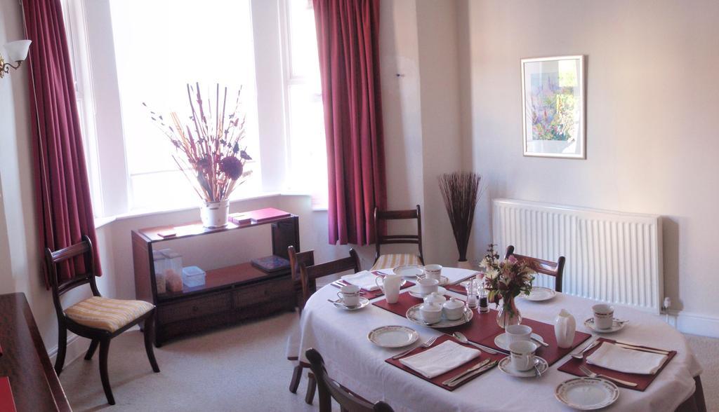 Weston House Bed & Breakfast Bampton  ภายนอก รูปภาพ